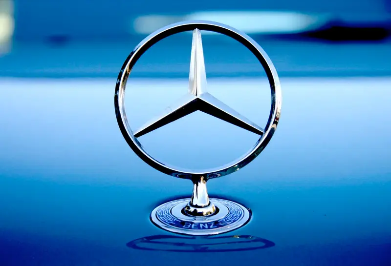 Mercedes logo