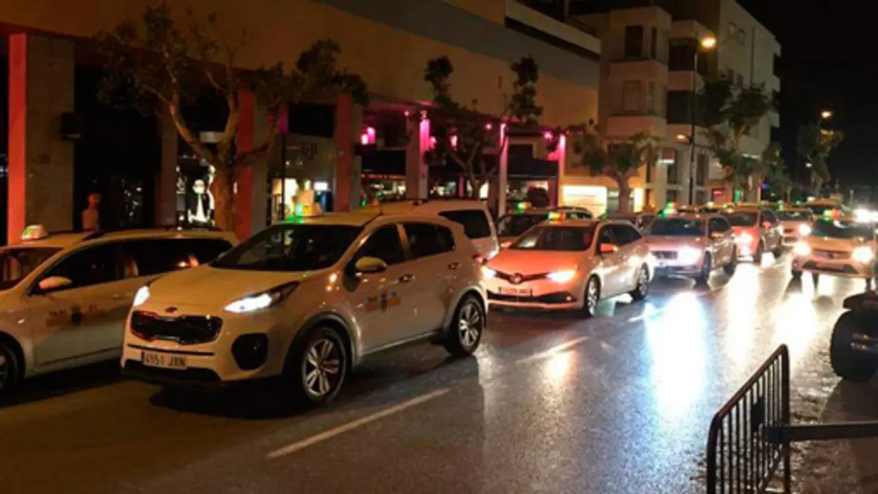 taxi noche ibiza