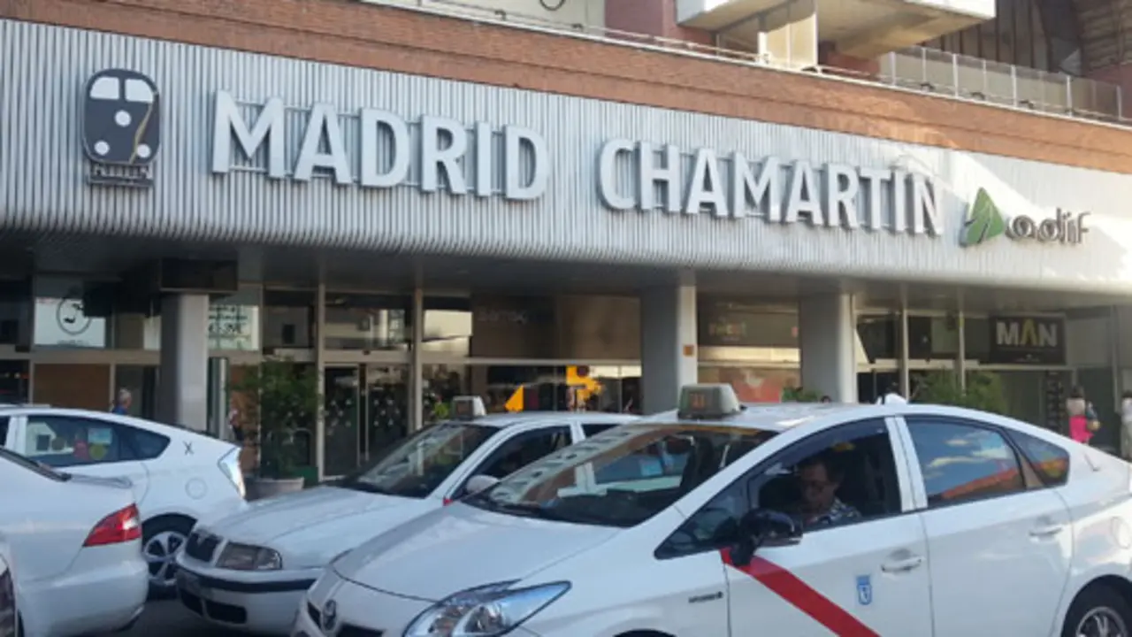 estación taxi chamartín madrid