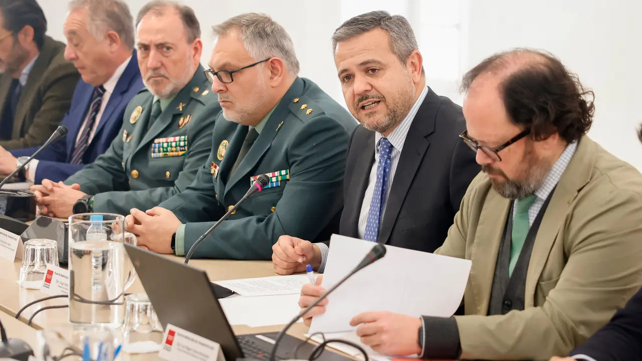 Jorge Rodrigo, consejero de Transportes de la Comunidad de Madrid, presentando el Plan de Inspección 2025. Imagen: CAM