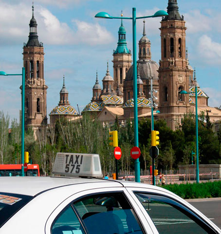 El taxi de Zaragoza congela sus tarifas para 2024