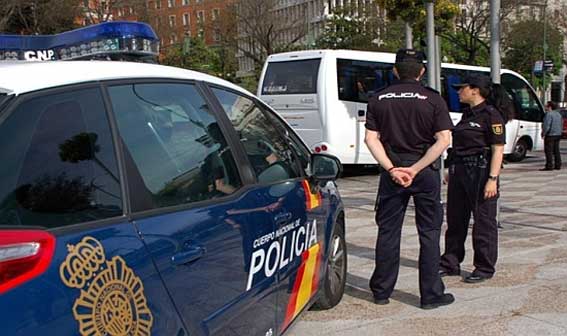 Detenidos por asaltar y robar un reloj de 48.000 euros a un pasajero de un taxi