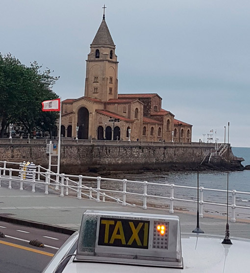 Gijón subirá la tarifa de taxi nocturna y de festivos un 25%
