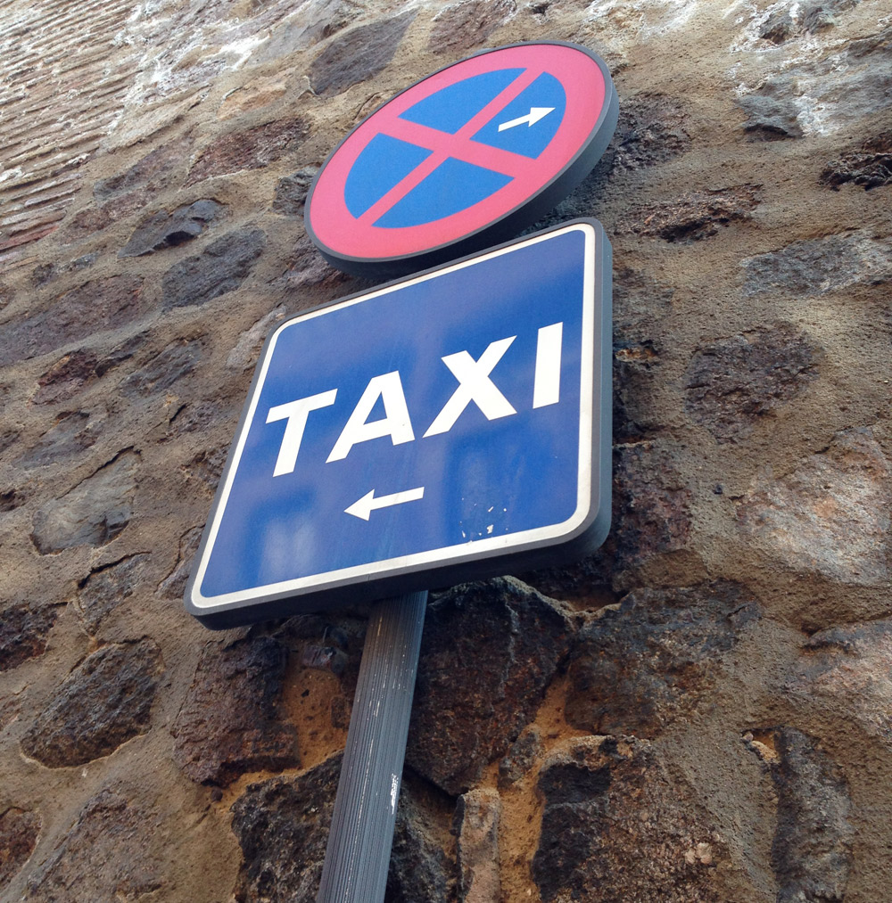 Condenado a pagar 19.000 euros el taxista al que un cliente le dejó ciego