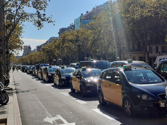 El taxi de Barcelona celebra el cambio en la presidencia de la ACCO