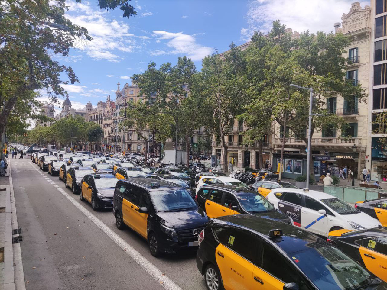 El taxi amenaza con movilizaciones en todas las grandes ciudades de España